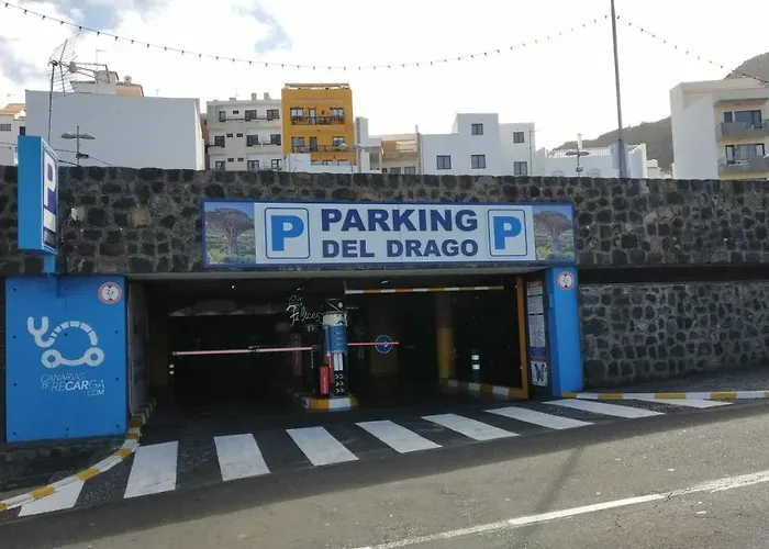 Plaza San Marcos Casco Hstorico * Icod De Los Vinos